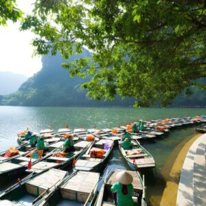 Ninh Binh Explorer Hoa Lu, Trang An & Mua Cave Day Trip (1 Day)