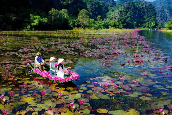 Tam Coc Boat Ride