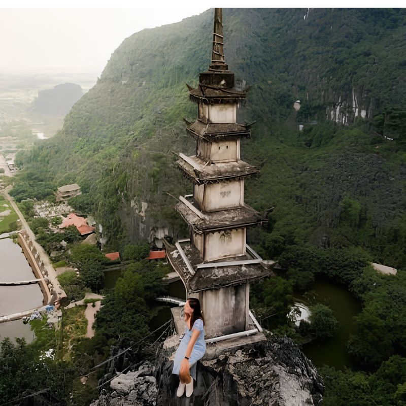 Discover the Hidden Beauty of Ninh Binh with a Unique Jeep Adventure (10) Discover the Hidden Beauty of Ninh Binh with a Unique Jeep Adventure