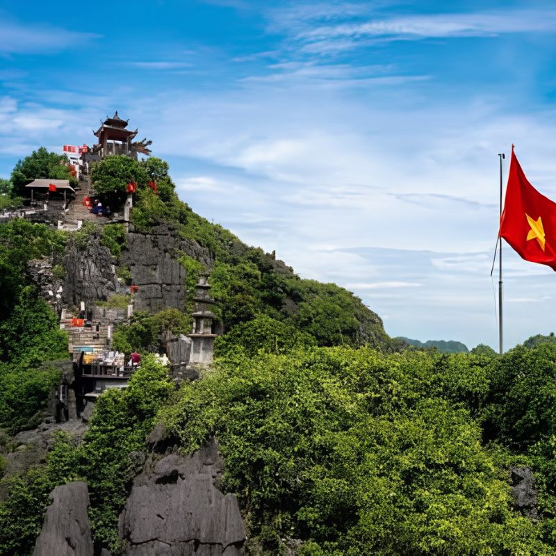 Discover the Hidden Beauty of Ninh Binh with a Unique Jeep Adventure (11) Discover the Hidden Beauty of Ninh Binh with a Unique Jeep Adventure