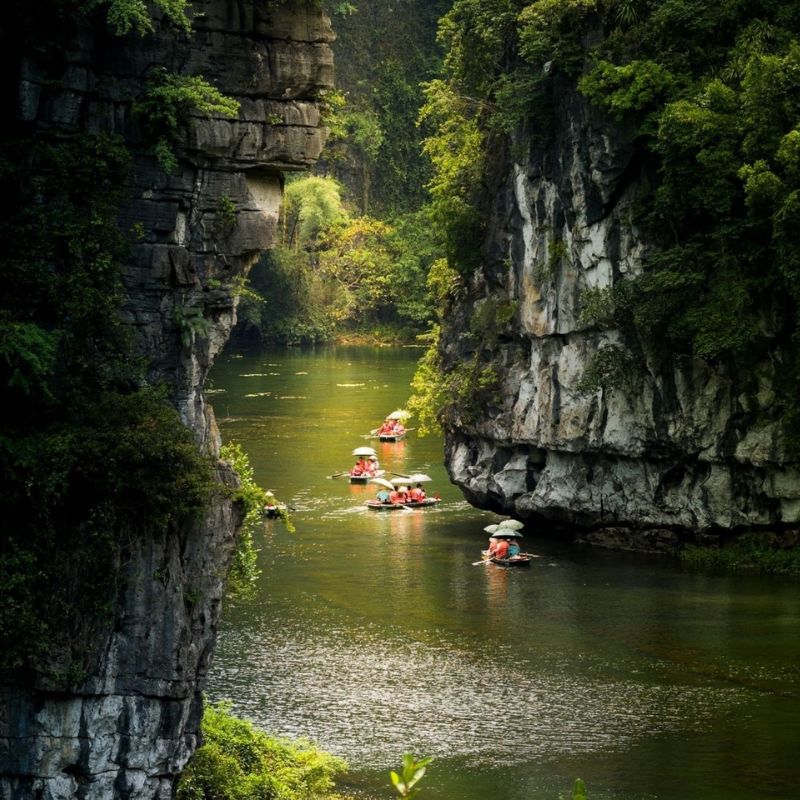 Discover the Hidden Beauty of Ninh Binh with a Unique Jeep Adventure (4) Discover the Hidden Beauty of Ninh Binh with a Unique Jeep Adventure
