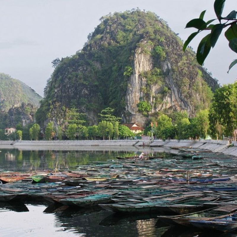 Discover the Hidden Beauty of Ninh Binh with a Unique Jeep Adventure (9) Discover the Hidden Beauty of Ninh Binh with a Unique Jeep Adventure