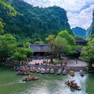 Hanoi – Bai Dinh – Trang An Day Tour Explore Spiritual & Natural Wonders of Ninh Binh