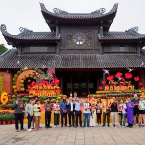 Hanoi – Bai Dinh – Trang An – Mua Cave 1 Day Tour