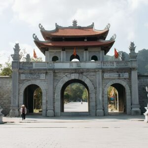 Hoa Lu Ancient Capital, Tam Coc Sampan Ride & Mua Cave Hike – Day Trip from Hanoi