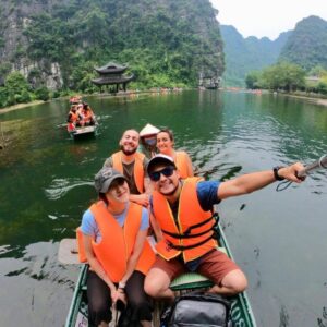Private Ninh Binh 1 Day Tour Thien Ha Cave & Trang An or Tam Coc Boat Ride