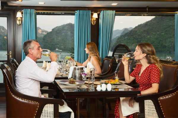 Ninh Binh vs Halong Bay